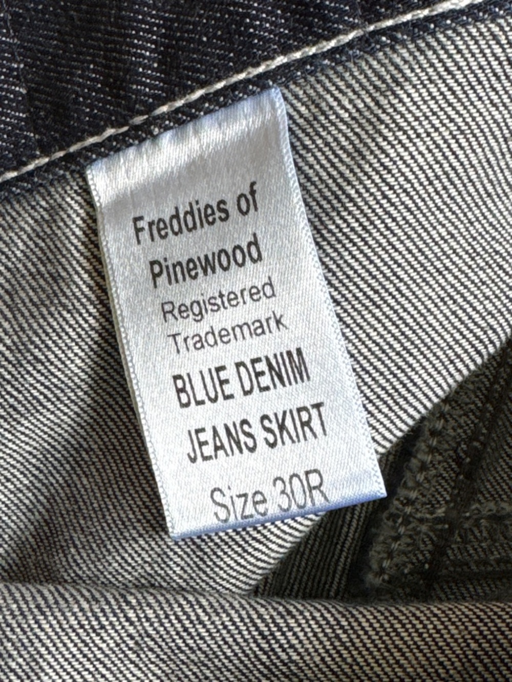 Freddies Of Pinewood Blue A-Line Denim Midi Skirt NWOT 30/W - Picture 8 of 11